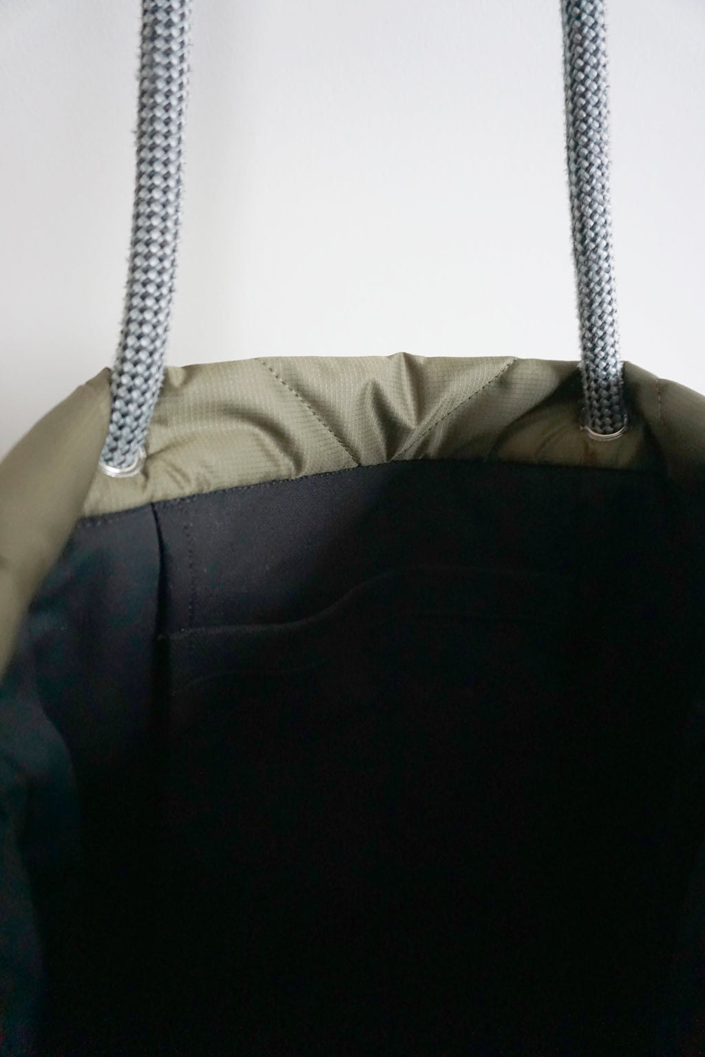 Ayva Tote - Puffy Olive