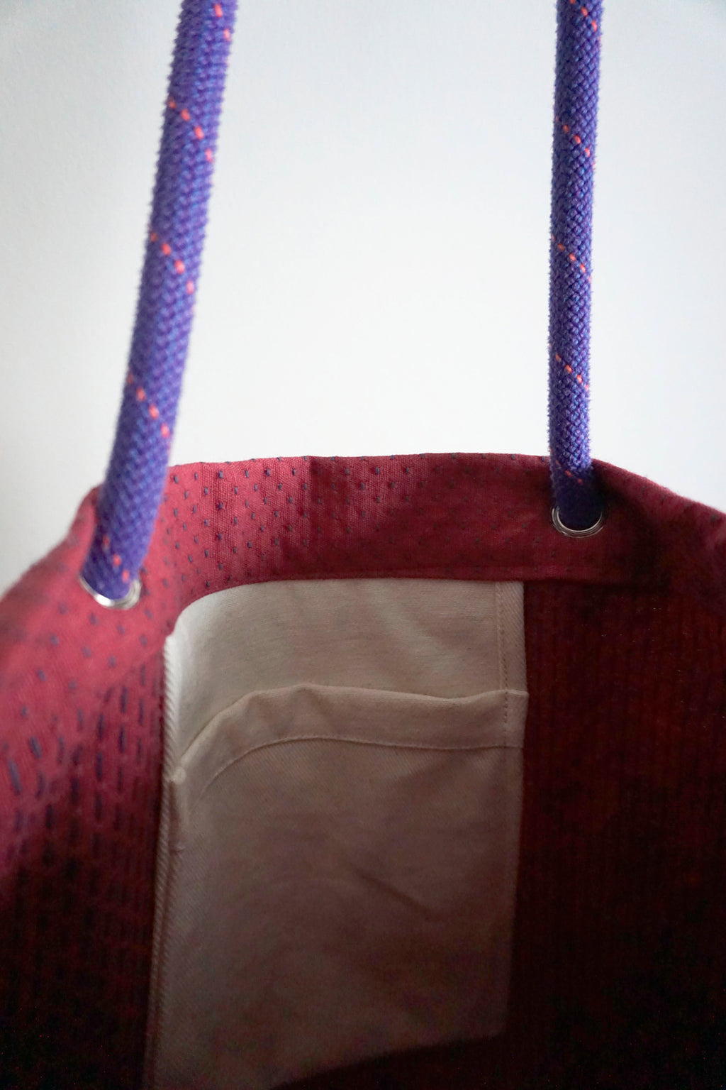 Ayva Tote - Strawberry