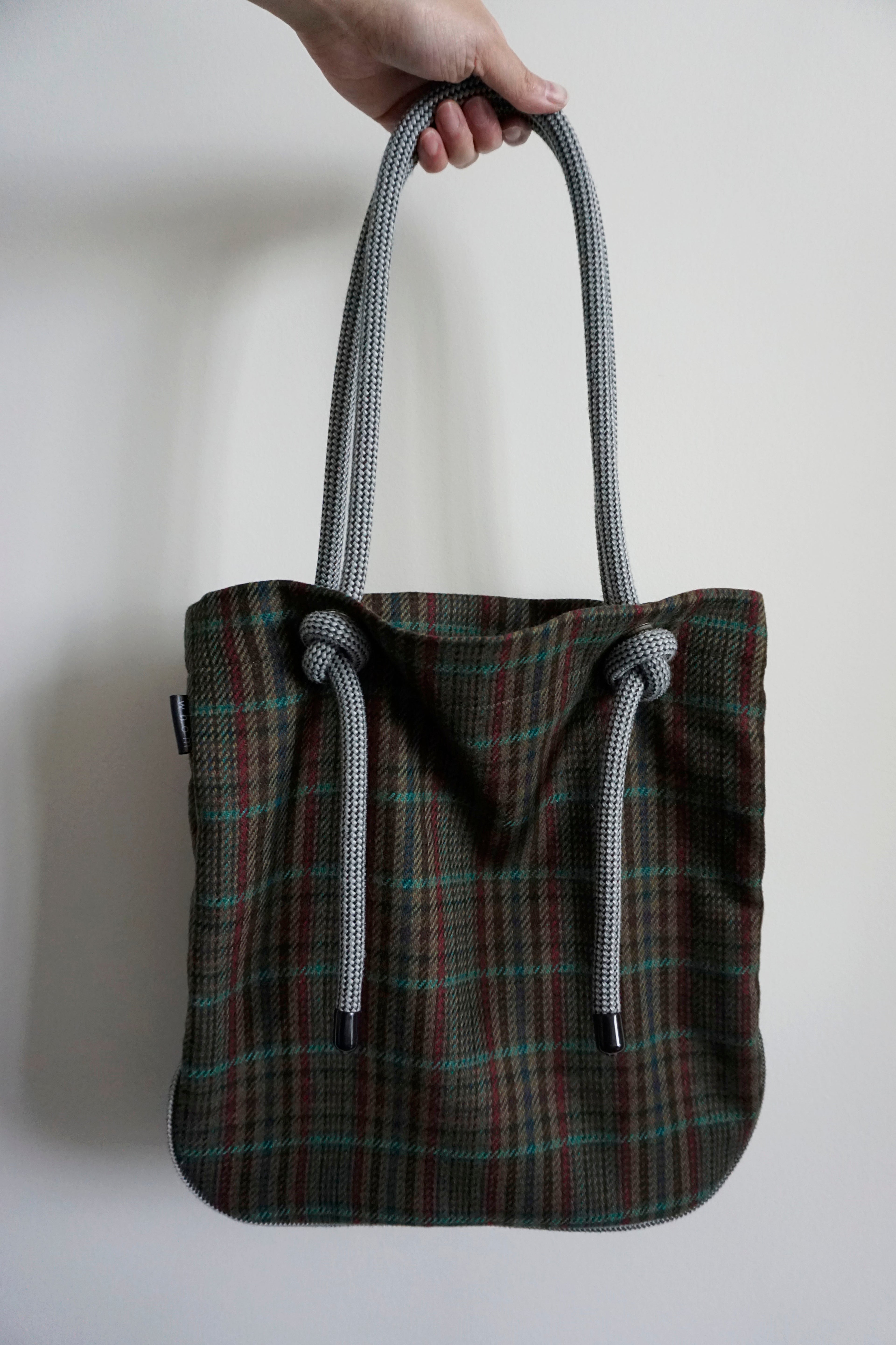 Ayva Tote - Dark Plaid