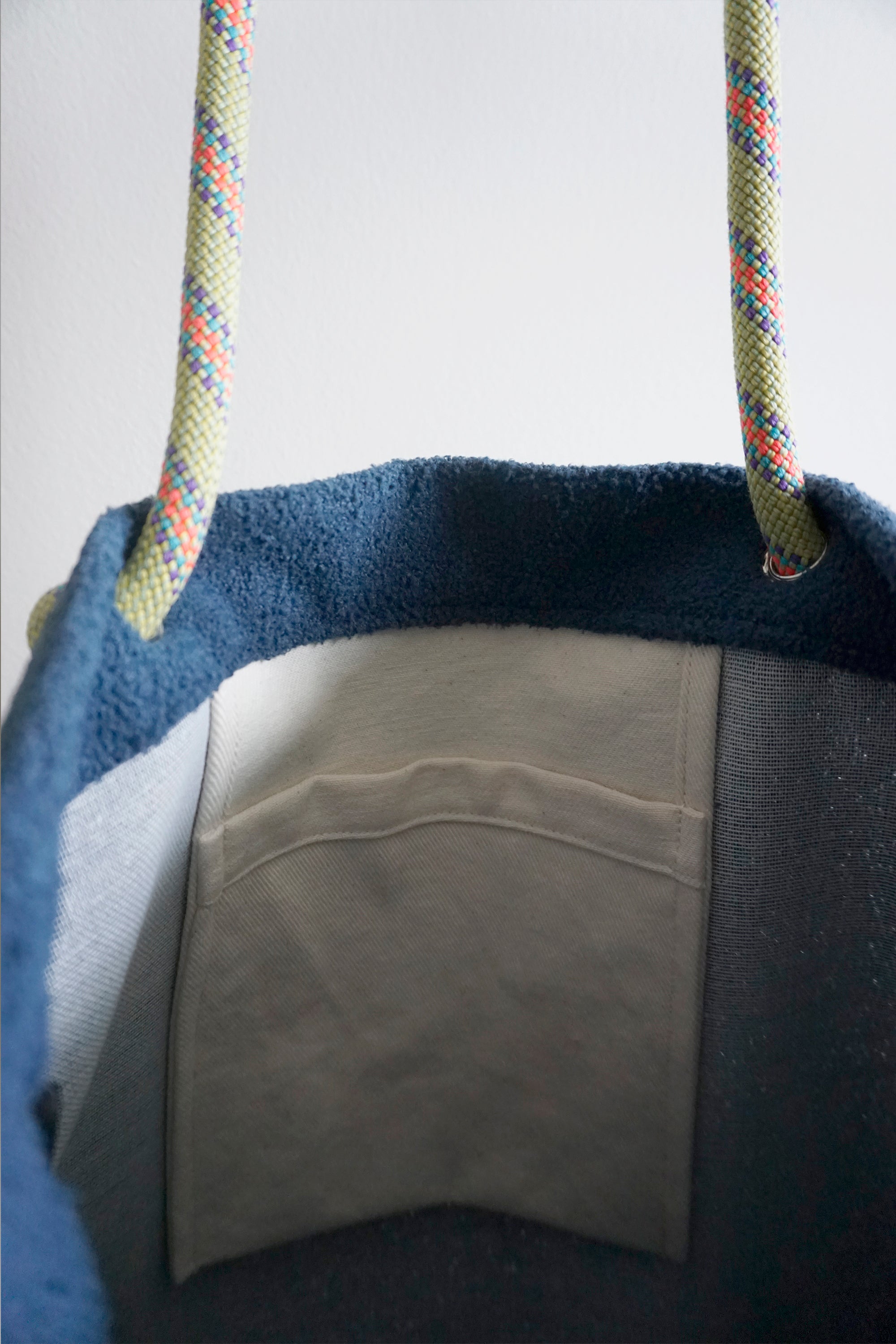Ayva Tote - Fuzzy Blue
