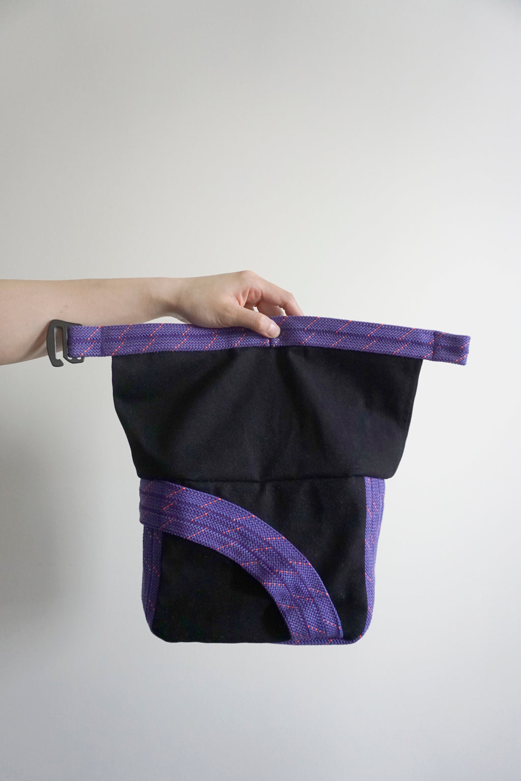 Kai Chalk Bucket - Black and Purple