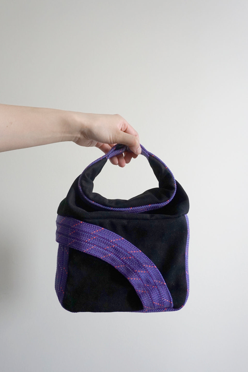 Kai Chalk Bucket - Black and Purple