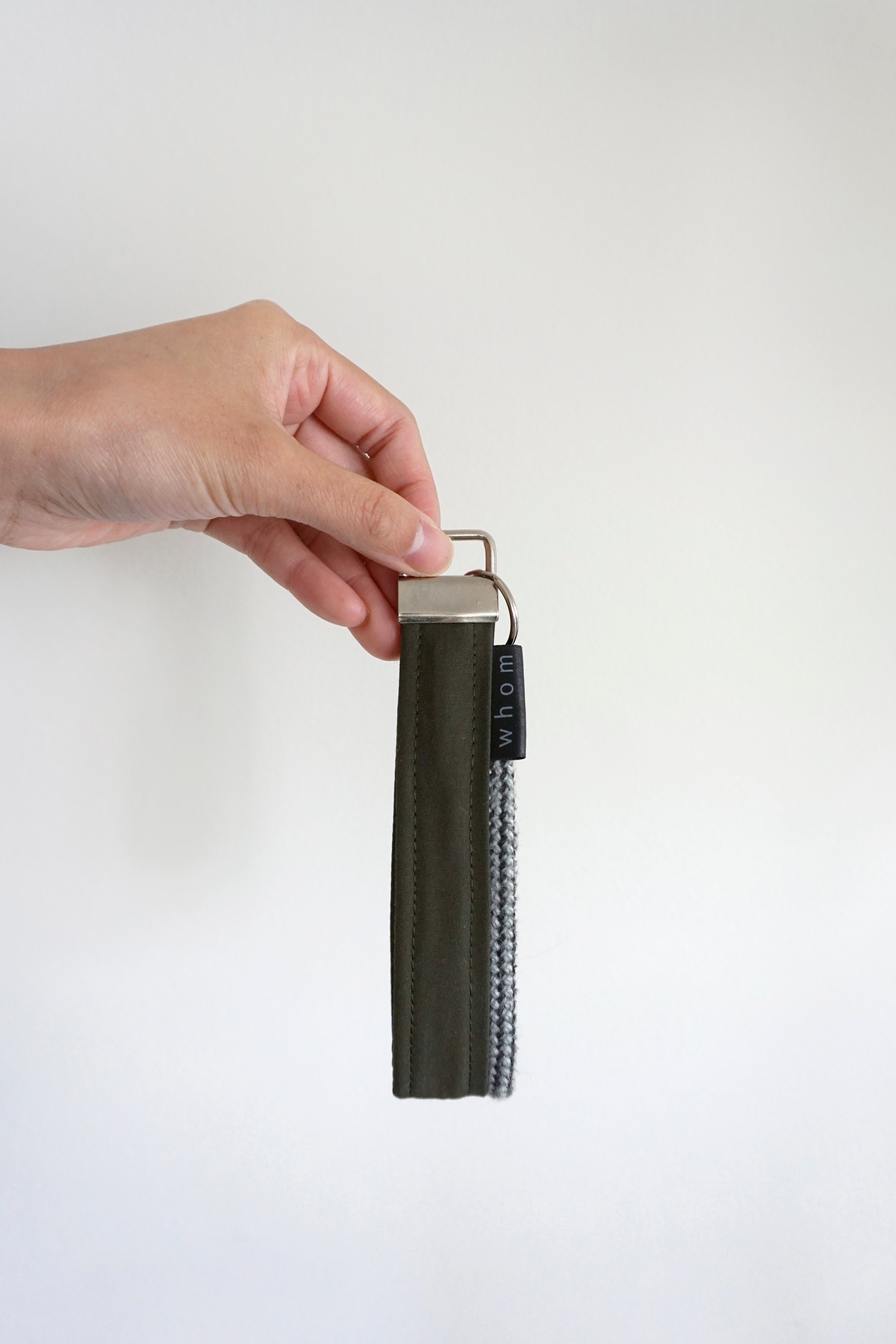 Arya Wristlet Keychain - Dark Green