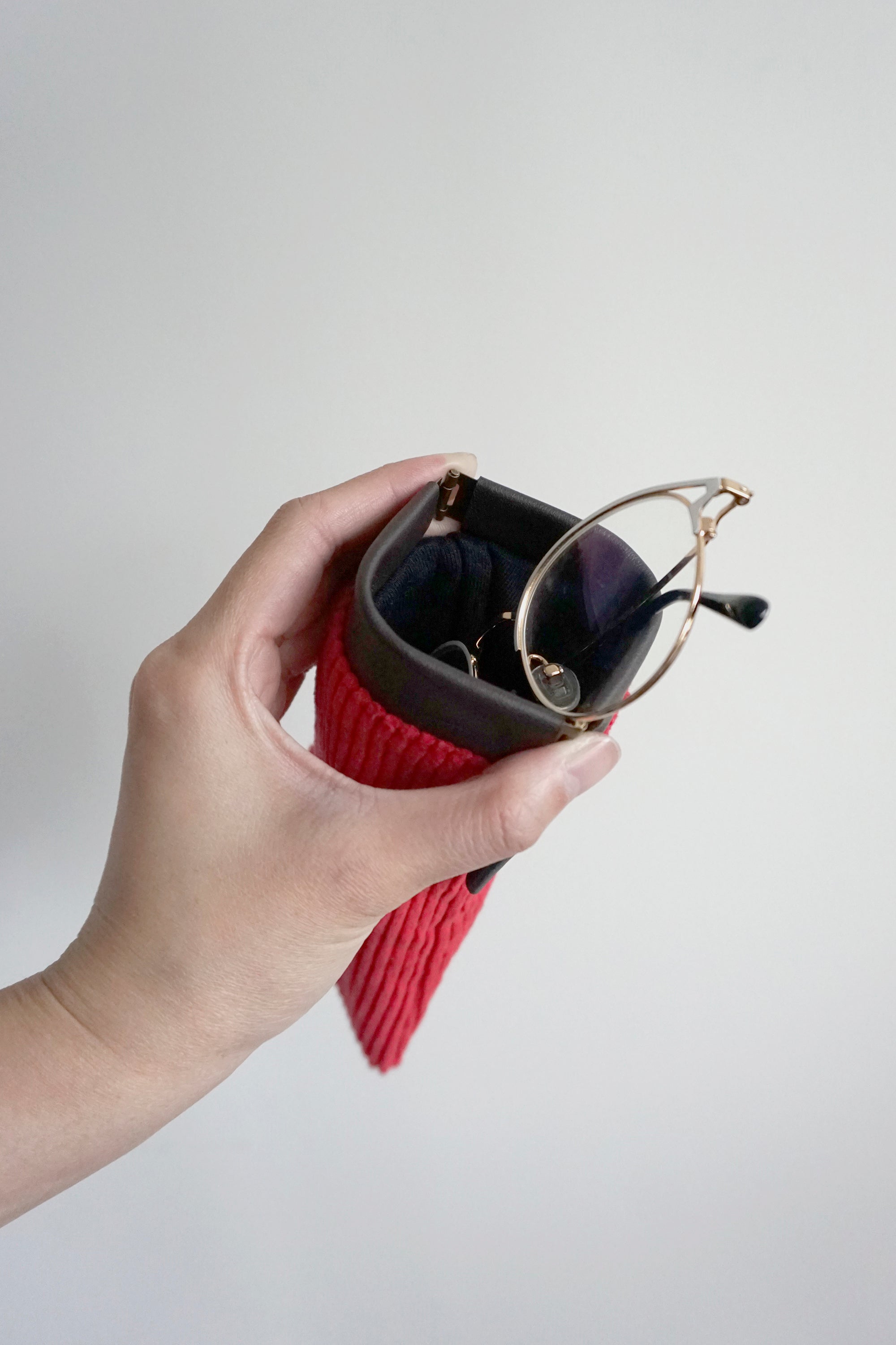 Sawyer Flex Pouch - Red