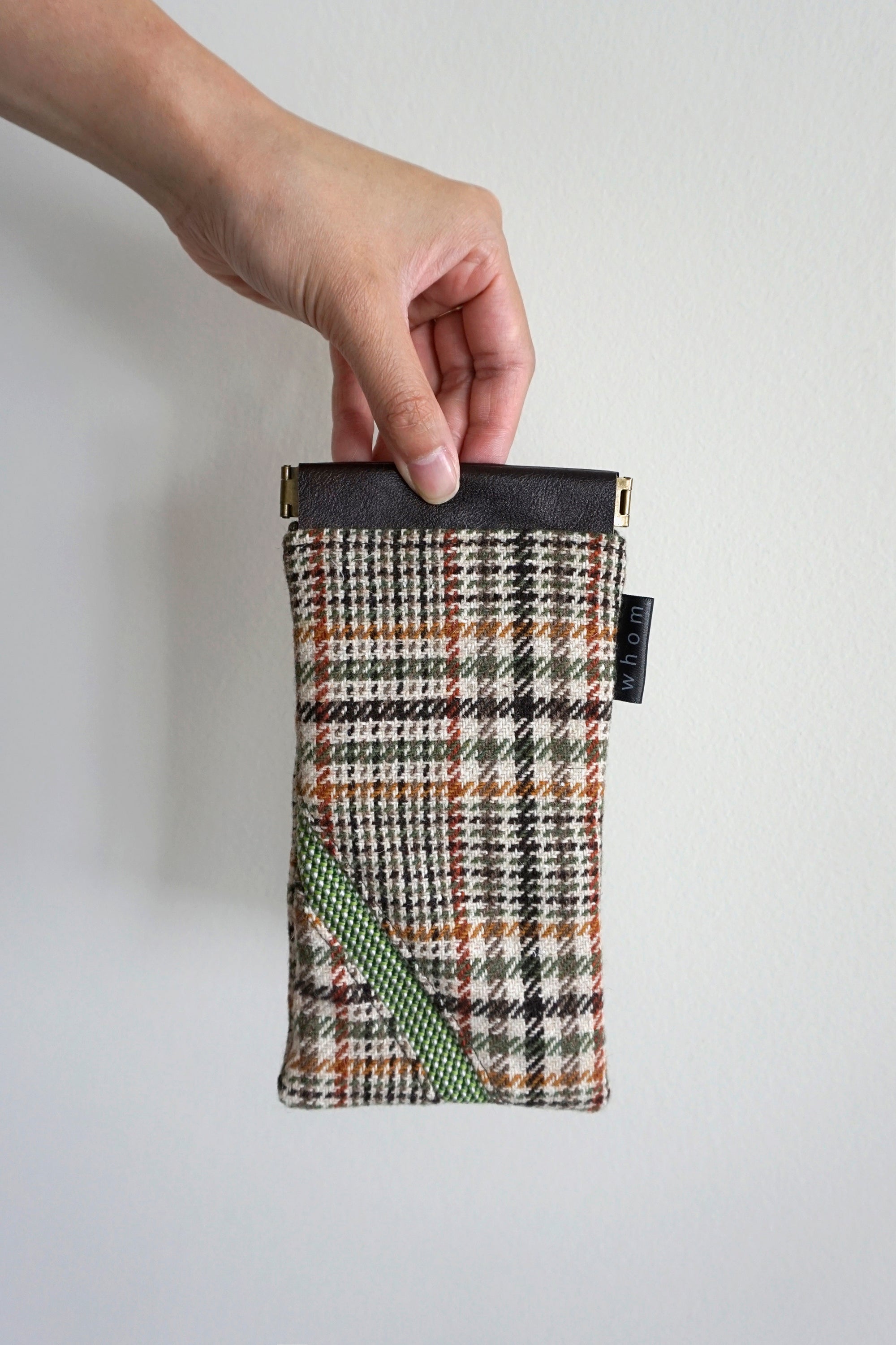 Sawyer Flex Pouch - Plaid
